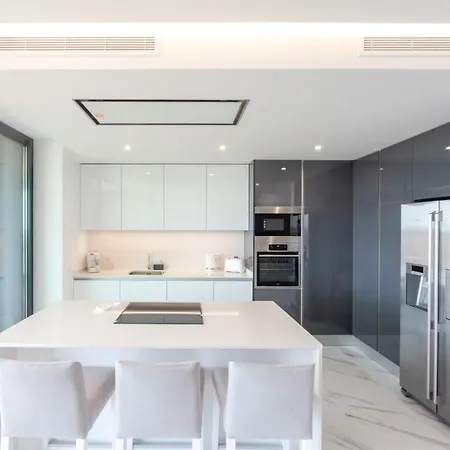 Daire Luxury With Stunning Sea Views Portimão