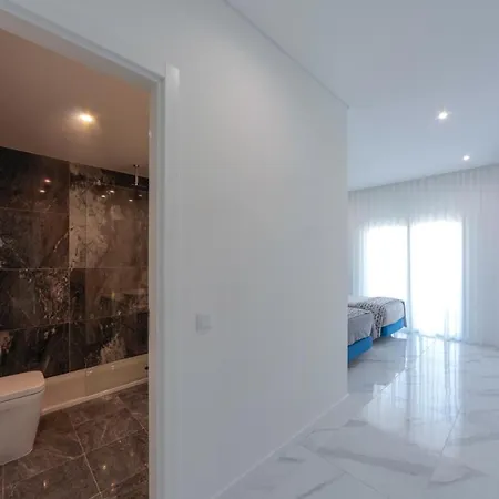 Luxury With Stunning Sea Views Daire