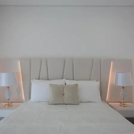 Luxury With Stunning Sea Views