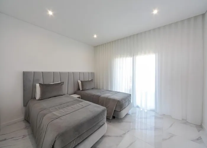 Luxury With Stunning Sea Views *