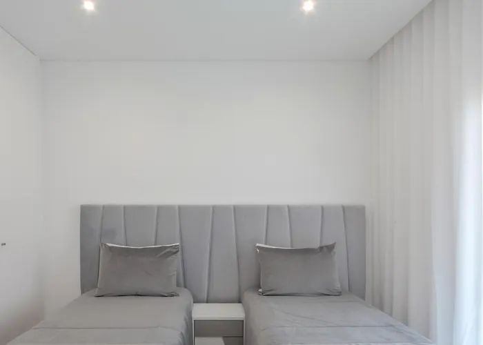 Luxury With Stunning Sea Views