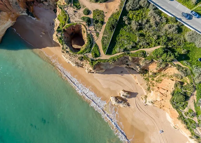 Luxury With Stunning Sea Views Апартаменты