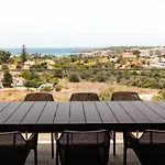 Luxury With Stunning Sea Views *