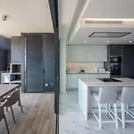 Luxury With Stunning Sea Views