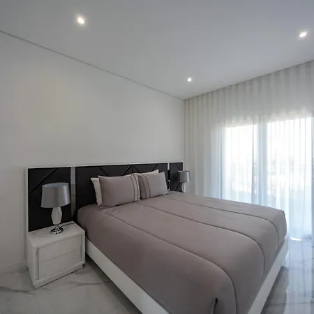 Luxury With Stunning Sea Views Portimão