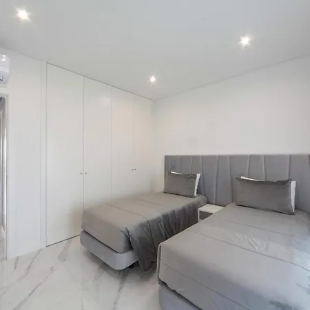 Luxury With Stunning Sea Views Apartment Portimao