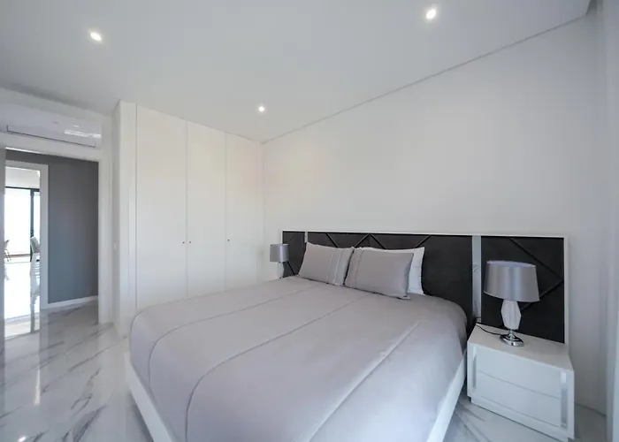 Luxury With Stunning Sea Views * Portimão