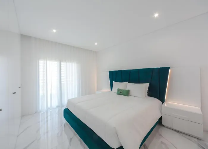 Luxury With Stunning Sea Views *