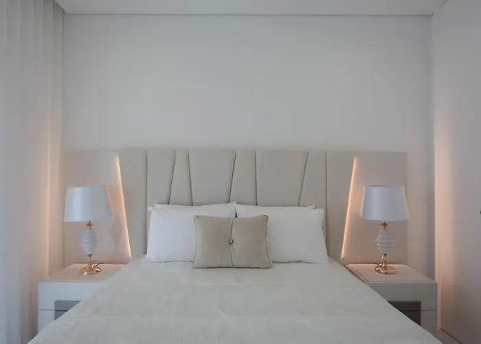 Luxury With Stunning Sea Views