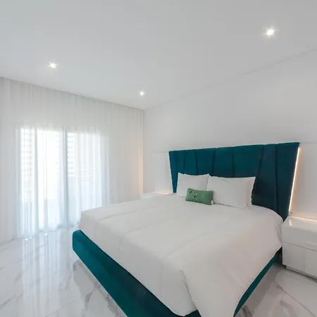 Luxury With Stunning Sea Views *