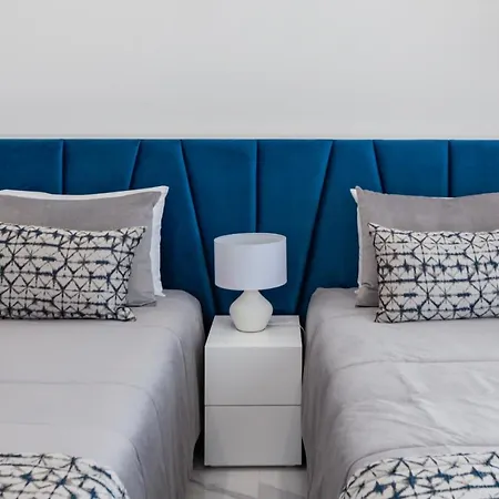 Luxury With Stunning Sea Views Appartement