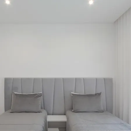 Luxury With Stunning Sea Views