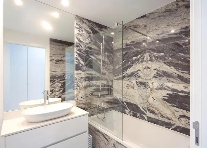 Luxury With Stunning Sea Views Appartamento